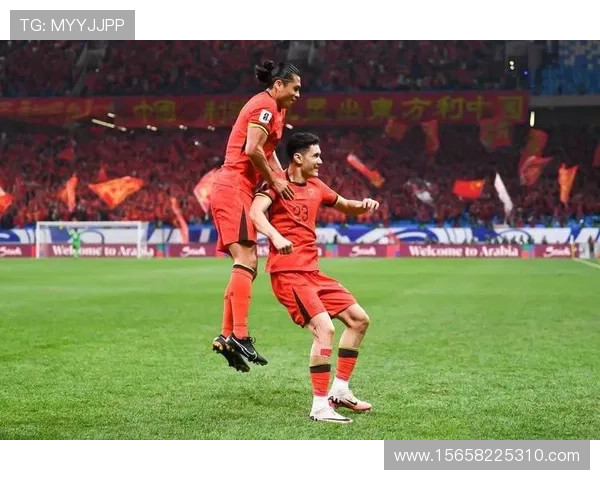 国足新星半场狂拼收两红三黄